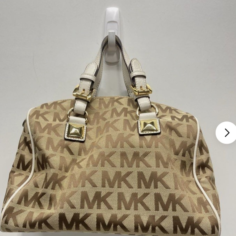 💛Michael Kors Signature “Grayson” NWOT - Picture 13 of 16